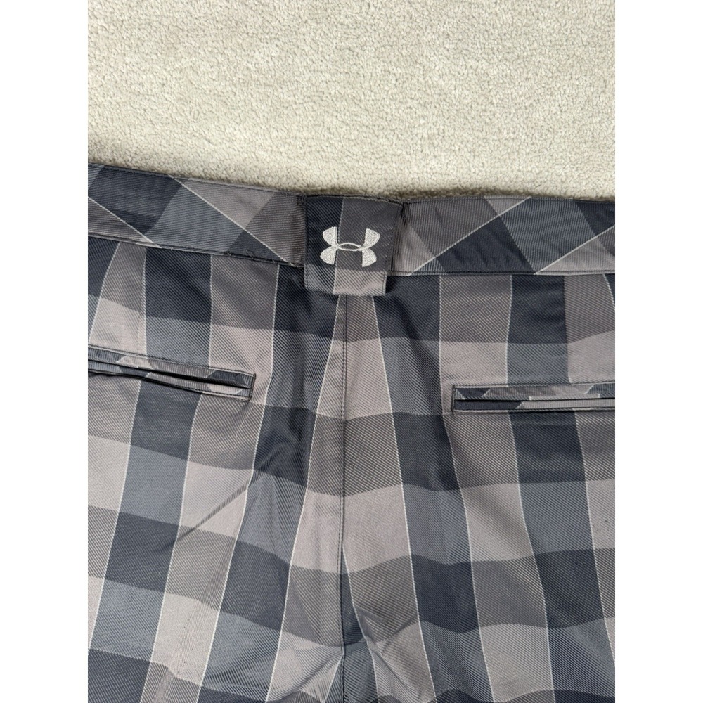 UNDER ARMOUR‎ Size 36 Men's Flat Front Poly Spandex Golf Shorts Black Plaid 10"